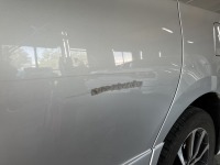 トヨタエスティマ左スライドドアの凹み傷を板金塗装修理！