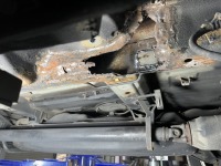 ステップワゴン車検取得不可原因のフレームサビ腐食穴を修理！