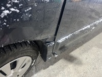 スリップして雪山接触のセレナがドアの開閉だけできるように修正依頼です