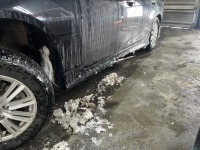 マークXの破損したモデリスタサイドスカートを取り外し作業ご依頼