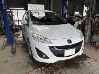 年式の割にサビ少ないプレマシーのユーザー車検代行！問題無く合格！