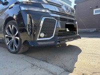 ヴェルファイアのフロントスポイラー割れ修理・塗装・取り付け