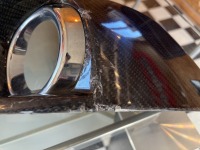 破損したBL/BP系レガシィの生産終了カーボンパーツを何とか修理