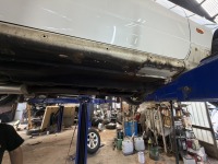 S15シルビアの下回りサビが酷く板金溶接修理(シーリング/防錆施工)