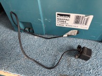 ハイエースのバックカメラ映像が途切れる原因を調べてカメラ本体交換修理