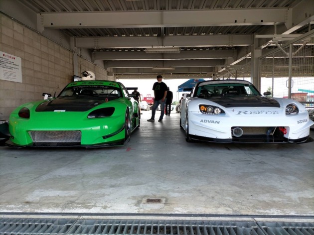 十勝スピードウェイ 夏祭りに向けてデモカーをセッティング チューニングショップ Gtスポーツ車専門店 札幌 ガレージライズアップ Do Blog ドゥブログ
