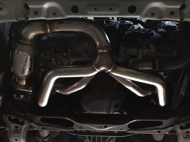 トヨタ 86 ZN6 エキゾーストマニホールド GT-SPEC ECUパッケージ