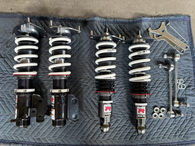 HKS ハイパーマックスS GR86 車高調 GR86 ZN8 HKS ハイパーマックス R 車高調 取り付け！｜チューニング
