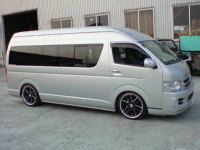 トヨタ ハイエース200系 改造 HKS　F-con D
