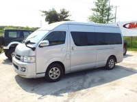 ハイエース　２００系　キャンピング　ローダウン！
