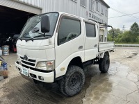 トヨタダイナリフトアップ‼️完成間近