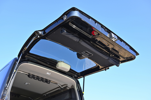ES TOUGH SPECバックドアタープ：日産 NV350キャラバン【製品