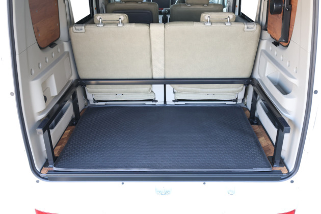 ESカーゴマット Edge：日産 DR17W系クリッパーリオ【製品紹介】