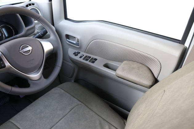 ESアームレストPLUS：日産 DR17W系クリッパーリオ【製品紹介】