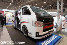 ハイエースカスタムビルダー：TOKYO AUTO SALON 2015 with NAPAC