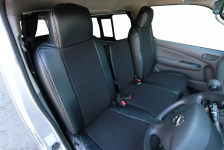 NV350キャラバンのシートを交換するだけで快適車中泊！