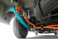 200系ハイエース特装車の乗り心地改善と足回りカスタム