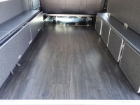 トランポの基礎「床貼り加工」：200系ハイエース スーパーロング特装車
