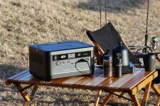 ポータブル電源「ポータブルバッテリー from LEAF」